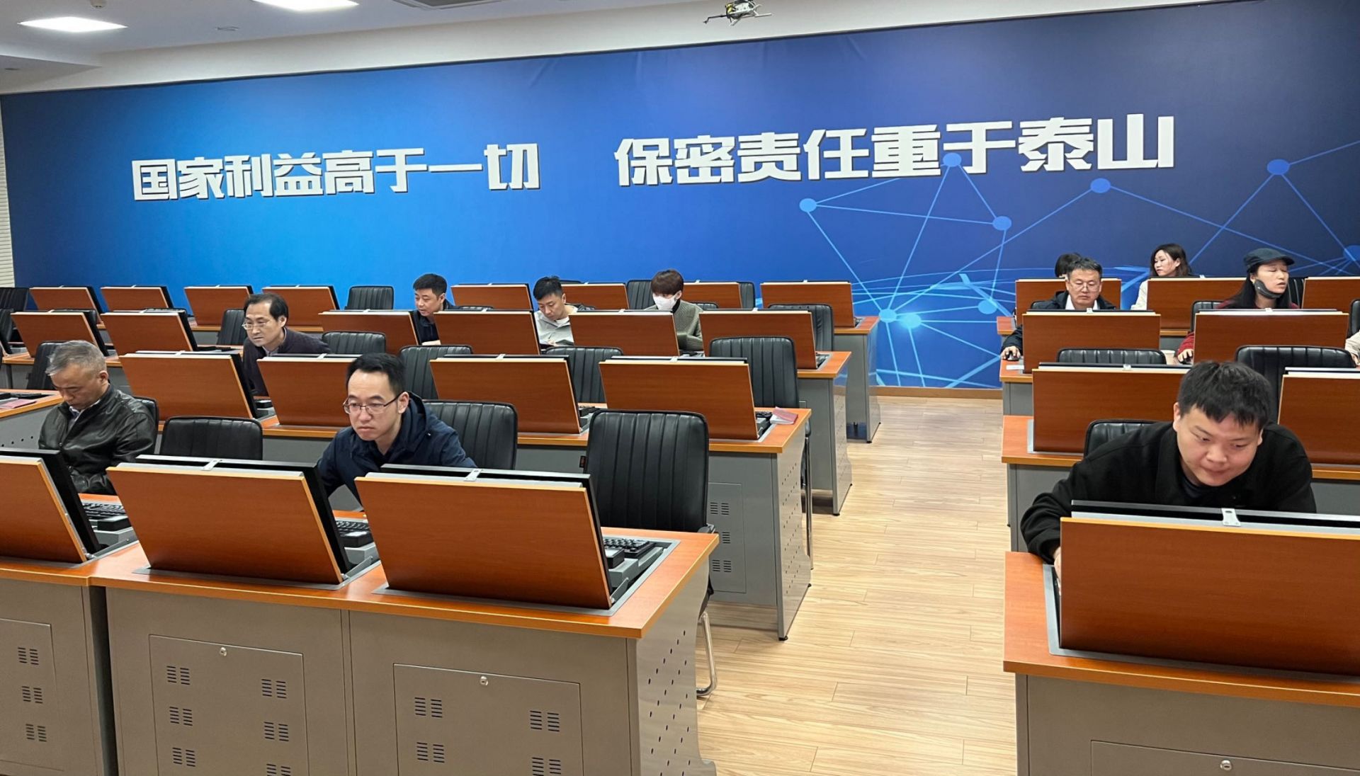 正在上传... 65e27043d3ef827c6da26f52ab4c60aa.jpeg