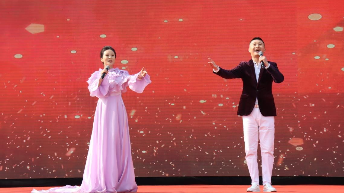 正在上传... a8b3d09294784471774d067d681cc064.jpg