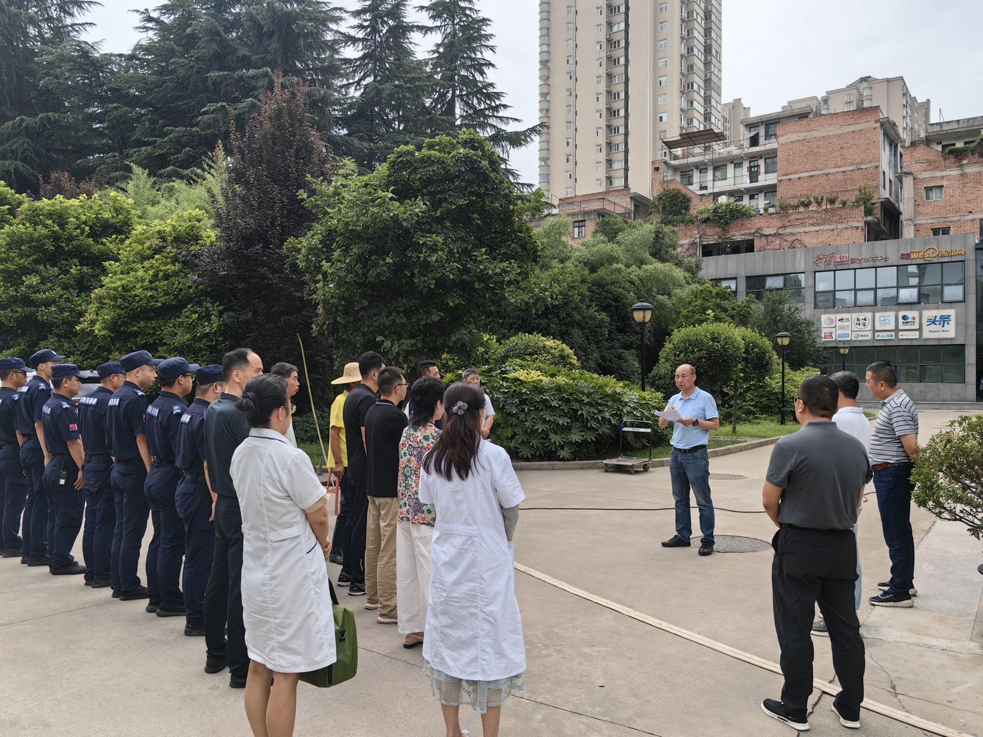 正在上传... ed2cb0c2b429f5441e285c251c35dd88.jpeg