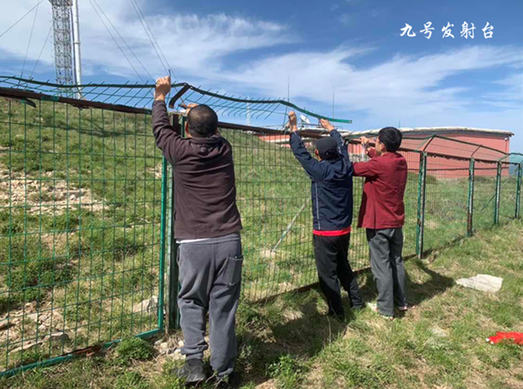 正在上传... 86619907baca7991ffe96d600f4ae110.png