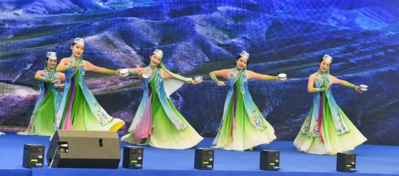 正在上传... 88c795e510d4ac9fffaa692cbc846044.png